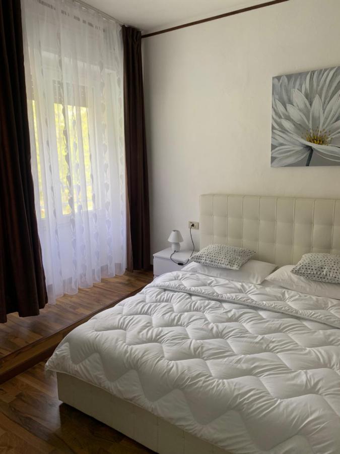 Albergo Al Lago อานโฟ ภายนอก รูปภาพ