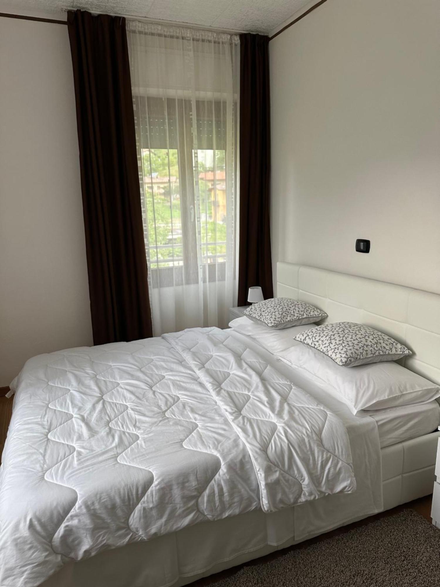 Albergo Al Lago อานโฟ ภายนอก รูปภาพ
