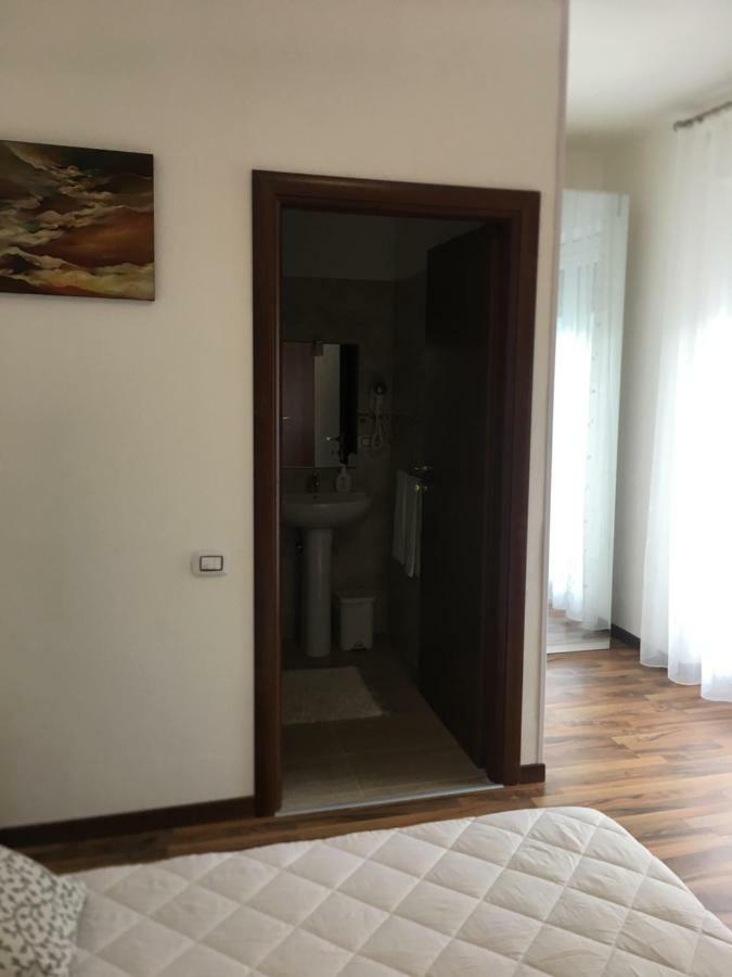 Albergo Al Lago อานโฟ ภายนอก รูปภาพ